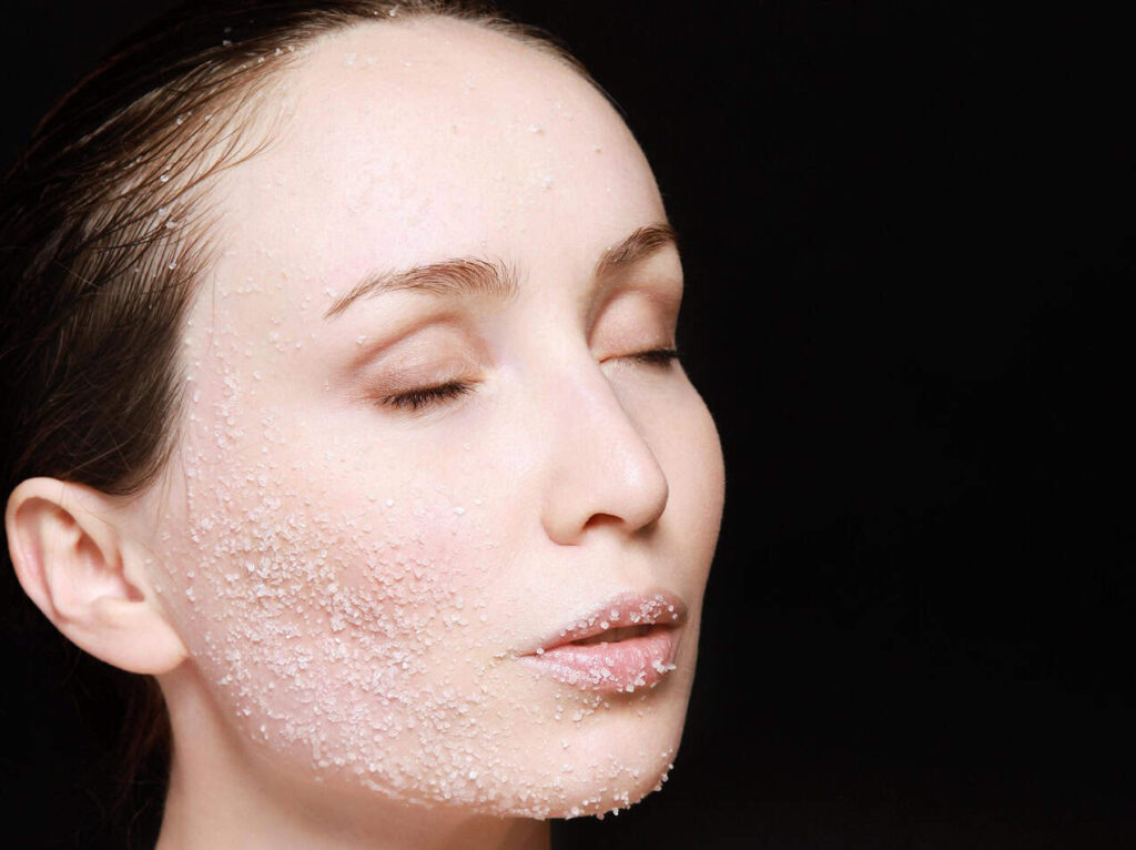 nika akin woman 4634339 1920